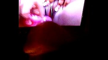 Smurning off to mizz booty