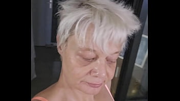 Bonjour mon chéri j'espère que je te plaît toujours