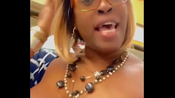 Happy titty tuesday titty tuesday can happen anywhere #tittytuesday#teasetuesday #ebonytitties#nobra #bigblacktit