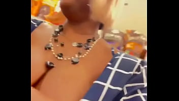 Happy titty tuesday titty tuesday can happen anywhere #tittytuesday#teasetuesday #ebonytitties#nobra #bigblacktit