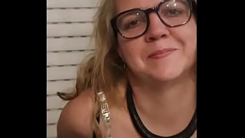 Wie reagierst du wenn ich so auf dich zu komme