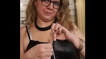 Wie reagierst du wenn ich so auf dich zu komme