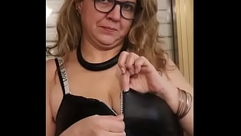 Wie reagierst du wenn ich so auf dich zu komme