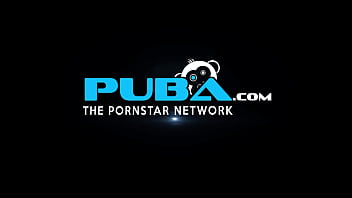 Hot babes lick each other