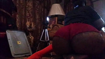 Big booty brown skin girl sucked my dick and made me cum effortlessly while talking dirty