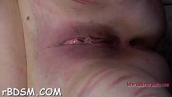 Overwhelming brunette minx just needs a very intense orgasm