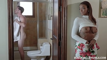 Hot ebony caught by her stepbro spying on him in the bathroom Hot ebony caught by her stepbro spying on him in the bathroom
