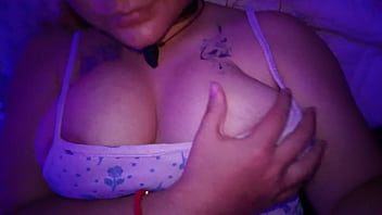 Annamvm2021 en pijamita