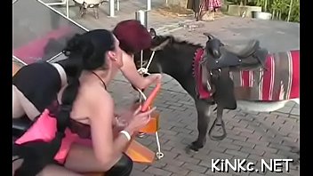 B sadomasochism whipping