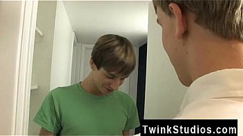 Nude Men Nathan Stratus Ordered A Ginormous Package And It Ultimately thumbnail