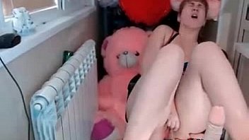 Hardcore teen masturbate outdoor