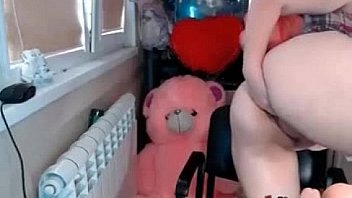 Hardcore teen masturbate outdoor