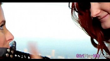 Sensual lesbians 135