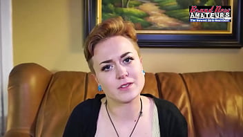 Ginger whore micah causes a huge orgasm to da director with a oral