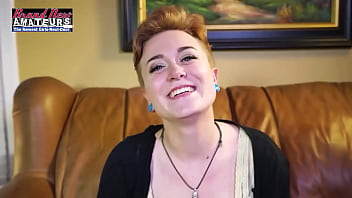 Ginger whore micah causes a huge orgasm to da director with a oral