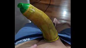 Punheta Com A Camisinha Do Brasil thumbnail