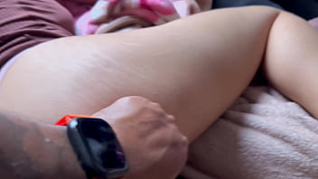 A minha vizinha já deixa a porta aberta para eu chegar e meter o ferro