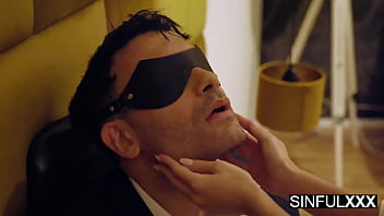 Learn how to pull the ropes with candee licious & norah juliette for sinfulxxx