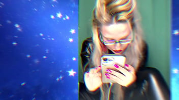 My lips and eyeglasses owns your sissy’s dick