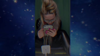 My lips and eyeglasses owns your sissy’s dick