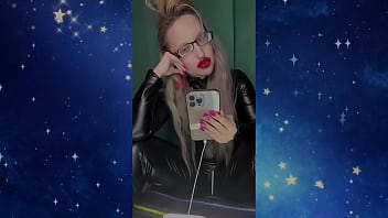 My lips and eyeglasses owns your sissy’s dick