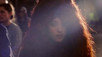 Girl on subway gets eaten out