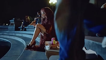 Girl on subway gets eaten out Girl on subway gets eaten out