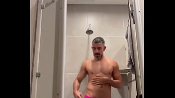Gym shower time