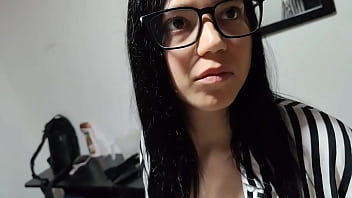 I meet estefani at the mall when i was going to eat