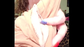 Mymistressk gives out tasks to her foot slaves