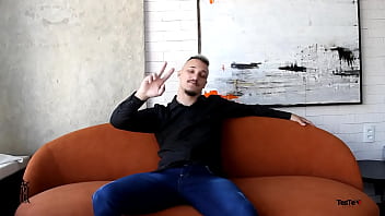 Dandy participando do teste do sofa