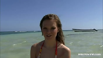 Lesbians kathy campbel tarra white and veronica have sex in the ocean