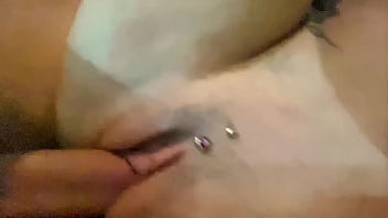 Cunhada safada levando surra de vara