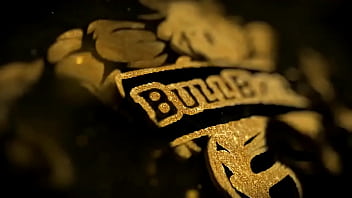 My friend mzcreamleen wanted to be tied up and ass fucked by total strangers she contacted cambullbang and the rest is