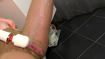 Strong stream pee on the wall and masturbate by magicwand in pantyhose and highheels