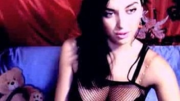 Big tits brunette fun on camshow