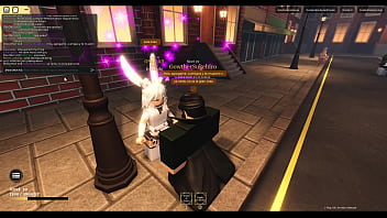 Ella dijo que haria lo que fuera por robux así que aproveché el momento