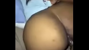 Phat butt all ova the place