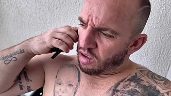 O marido da minha prima não dá conta mas não tem problema que eu dou conta dessa gostosa