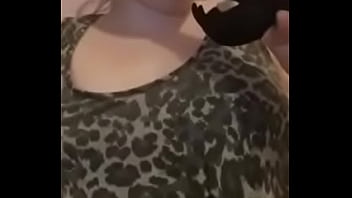 18 year old gives sloppy head