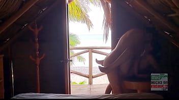 Fucking a young mexican on the beach she love to be fuck in public