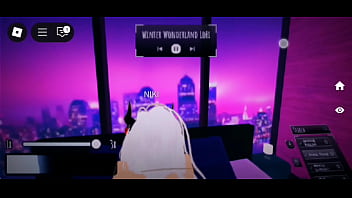 Kiwi me folla duro en roblox y saca mi semen en ella