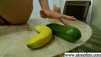 Amateur Sexy Girls Toying And Masturbating Vid 17 thumbnail