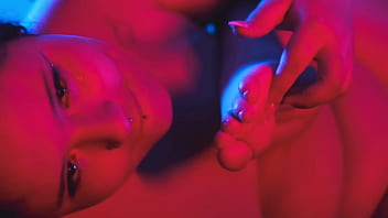 Perfect lesbian tribbing & foot worship