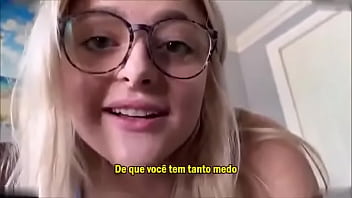 Primeiramente Após O Irmã Não Conseguir Mais Resistir Tirou O Pau Do Irmão Para Fora Da Cueca E Começou A Chupar Gostoso Depois De Mamar Bem Gostoso E Deixa O irmão Todo Excitado thumbnail