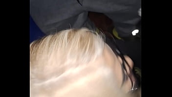 Meu Marido Me Levou Para Conhecer Um Cinema Porno E Olhem Como Os Machos Que Estavam Lá Me Deixaram Com A Boca E Cara Toda Esporrada Adorei thumbnail