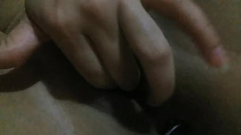 Adoro um plug adoro ser fodida