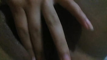 Adoro um plug adoro ser fodida