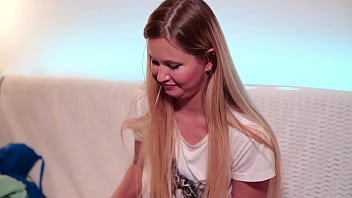 The blonde showed off her blowjob skills