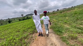 Harveyxbush met itxqueen